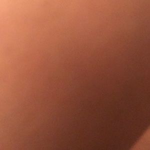 Meet your Posher, Anahi